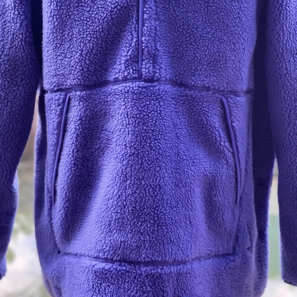 NIKE YOGA SHERPA FLEECE BLUE PULLOVER SWEATSHIRT [DD2182-430]‎